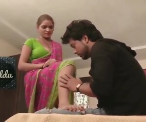 8:47 , Hottest Desi Aunty Big Boobs Fucked BY Teensex Man